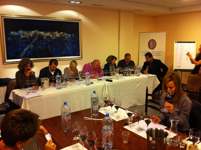 Българската Асоциация на Сомелиерите и Виноценителите